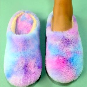 Tie dye fluffy slippers size 36|37